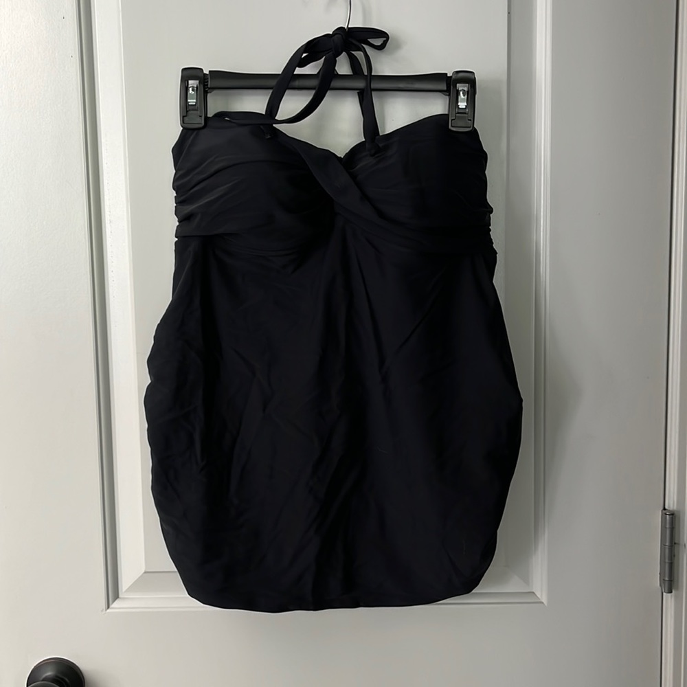 NWOT Old Navy maternity tankini swim top